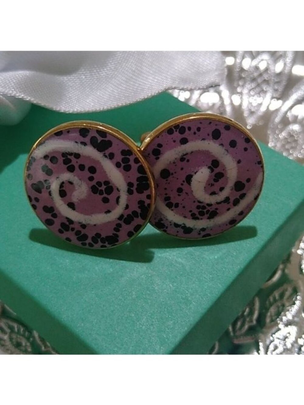 Vintage Goldtone Men's Round Enamel Swirl Cuff Links